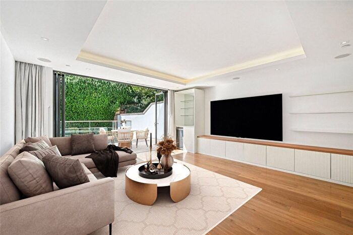 3 Bedroom Terraced House To Rent In Rainsborough Square, Farm Lane, Fulham, London, SW6