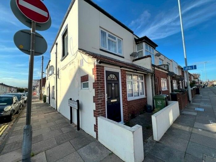 1 Bedroom Flat To Rent In Twyford Avenue, Portsmouth, PO2