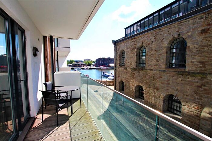 Apartment To Rent In Invicta - City Centre, BS1