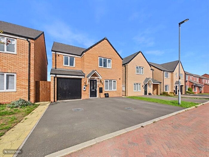 4 Bedroom Detached House For Sale In Agatha Place, Stanground South, PE2