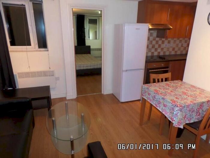 1 Bedroom Flat To Rent In Broadway, CF24