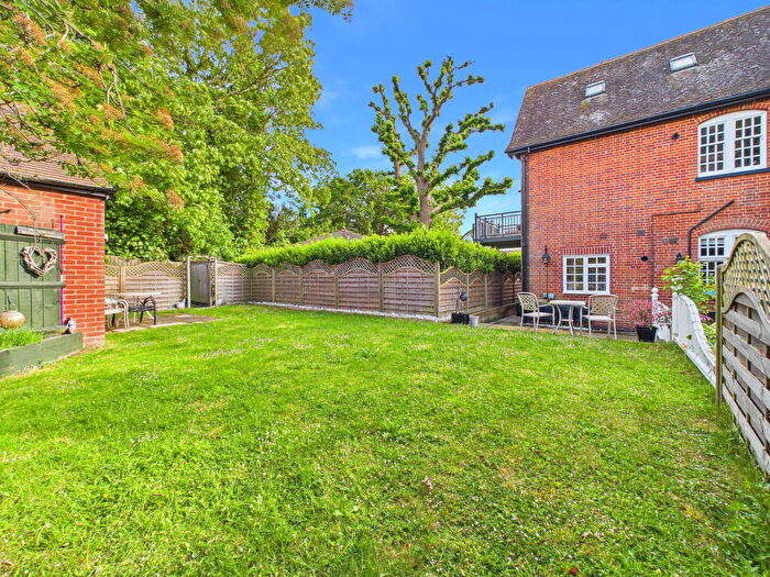 2 Bedroom Coach House For Sale In High Garrett, Braintree, CM7