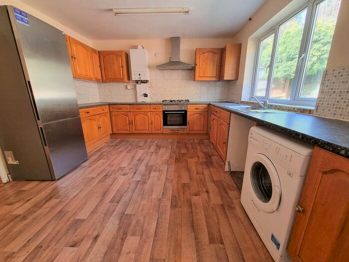 5 Bedroom Property To Rent In Greenstead Road, Colchester, CO1