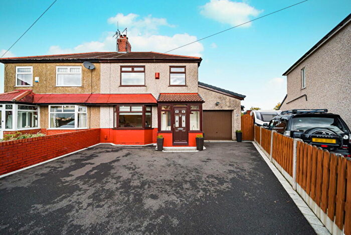 3 Bedroom Semi-Detached House For Sale In Bronte Avenue, Burnley, BB10
