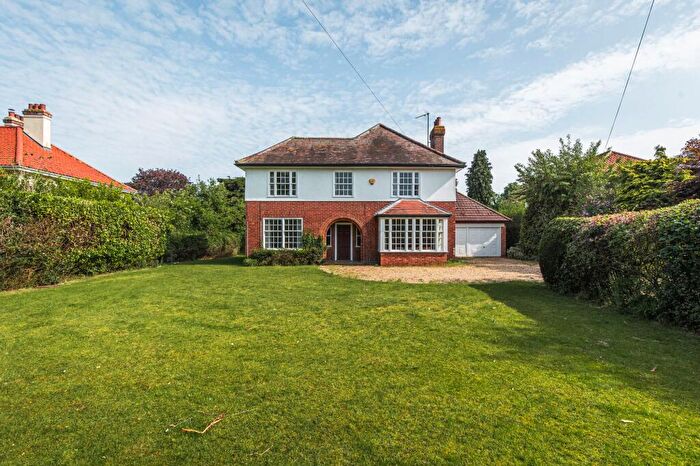 4 Bedroom Detached House For Sale In Gayton Road, King's Lynn, PE30