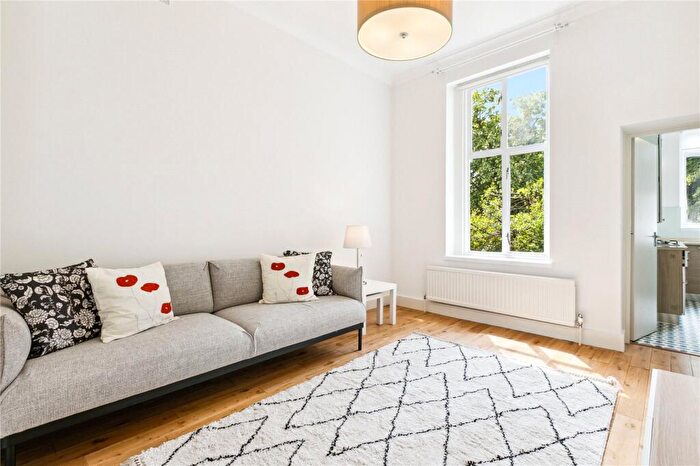 1 Bedroom Property To Rent In Ifield Road, London, SW10