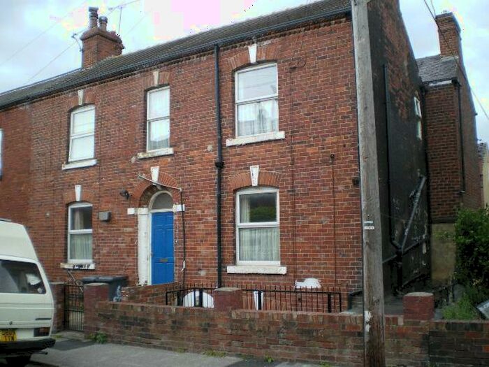 Studio To Rent In Edinburgh Grove, Leeds, West Yorkshire, LS12