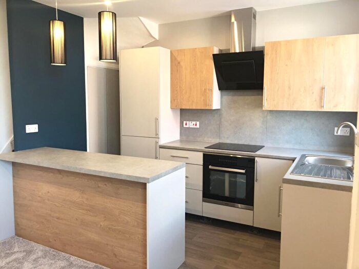 2 Bedroom House To Rent In Beulah Grove, Leeds, LS6