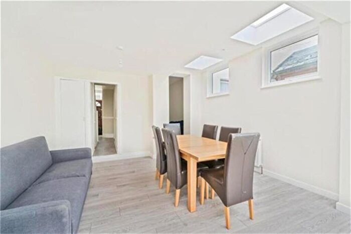 4 Bedroom Terraced House To Rent In Sedgwick Road, Waltham Forest, London, E10