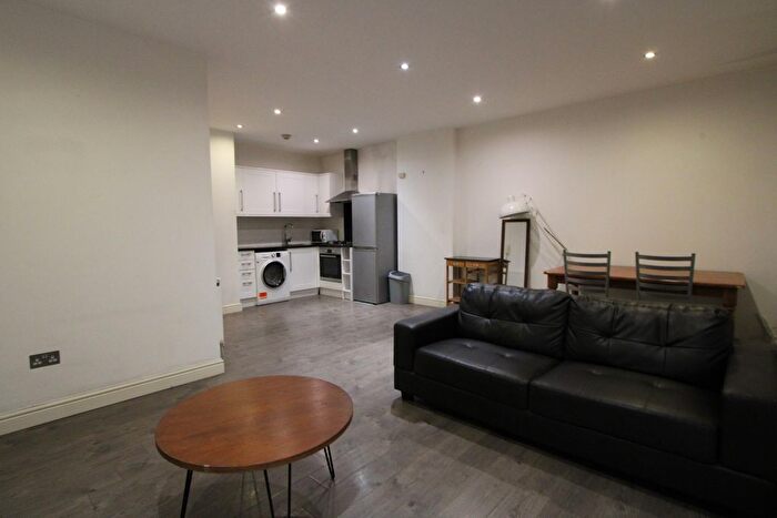 1 Bedroom Flat To Rent In Astoria Walk, Brixton, SW9