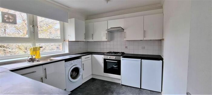 1 Bedroom Flat To Rent In Warrior Square, London, E12