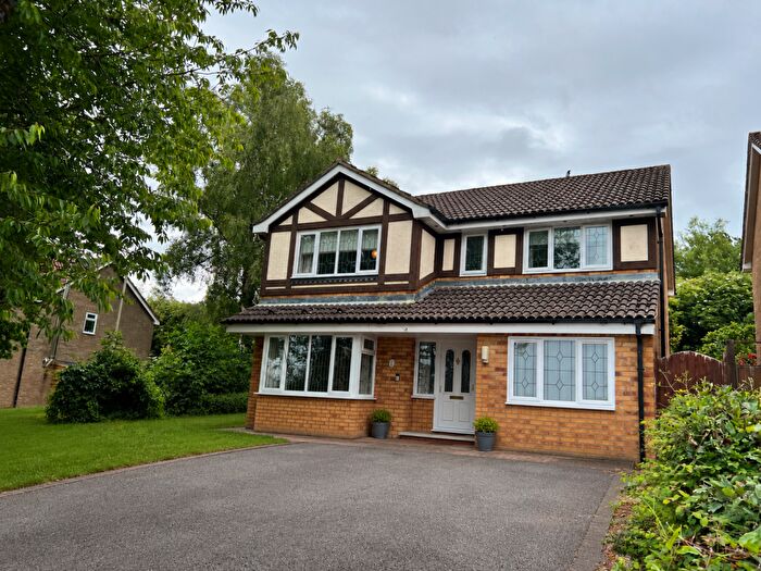 4 Bedroom Detached House For Sale In The Brackens, Basingstoke, Hampshire, RG22