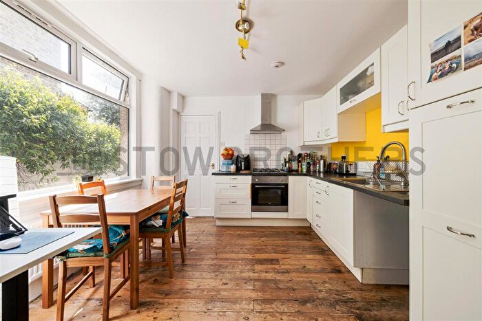 1 Bedroom Flat To Rent In Stainforth Road, London, E17