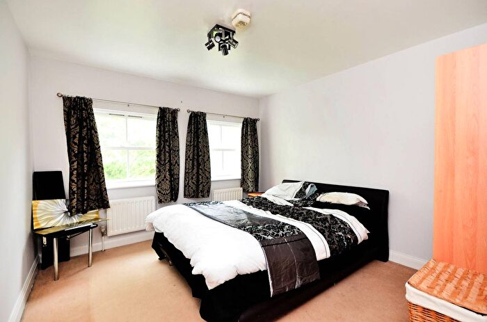 2 Bedroom Property For Sale In Paton Street, Clerkenwell, London, EC1V