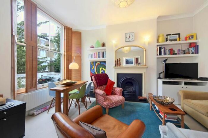 2 Bedroom Flat To Rent In Girdlers Road, Brook Green, London, W14
