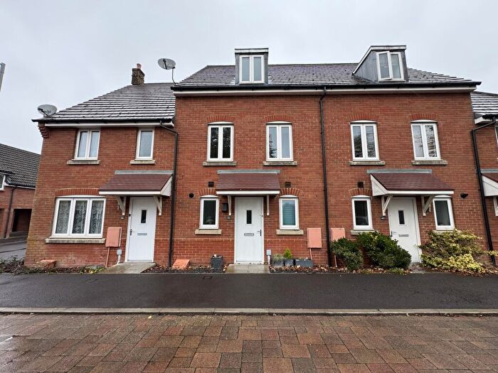 3 Bedroom Terraced House For Sale In Trinity Road, Shaftesbury, SP7
