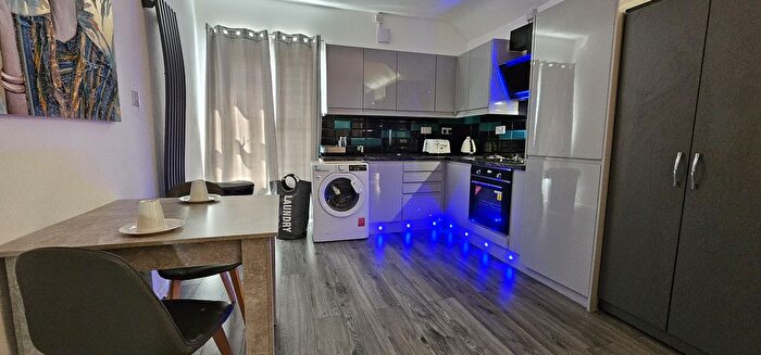 1 Bedroom Studio To Rent In Flat, Clare Street, CF11