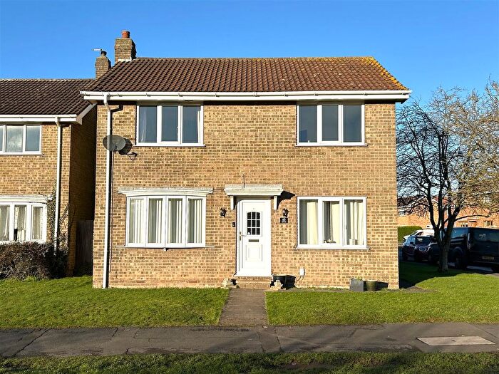 4 Bedroom Detached House To Rent In Field Lane, Thorpe Willoughby, YO8