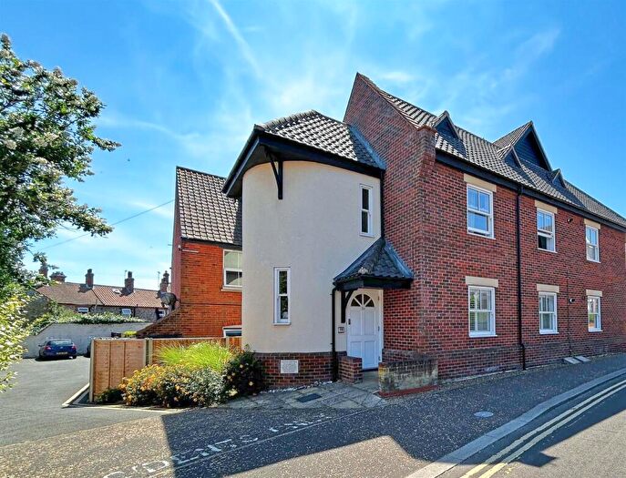 2 Bedroom Apartment For Sale In Canada Road, Cromer, NR27