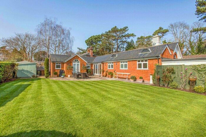 3 Bedroom Property For Sale In Stockings Lane, Little Berkhamsted, Hertford, SG13