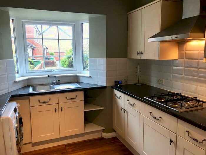 2 Bedroom Terraced House To Rent In Park Road, Henley, RG9