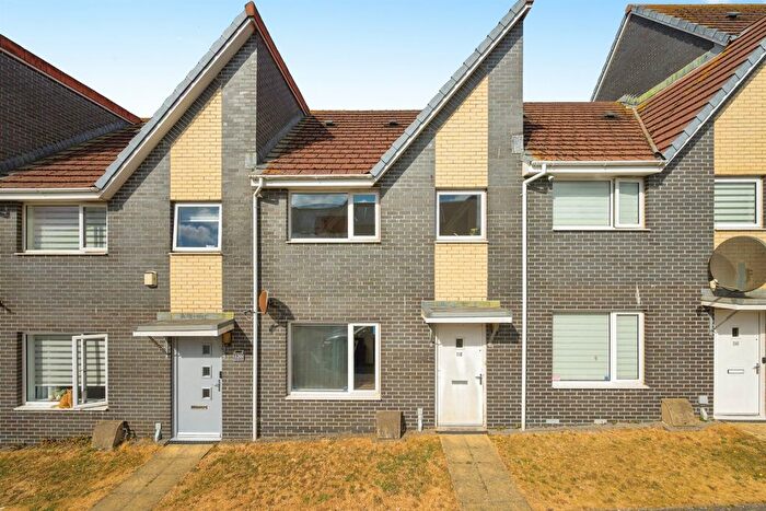 2 Bedroom Terraced House For Sale In Estuary Way, Plymouth, PL5
