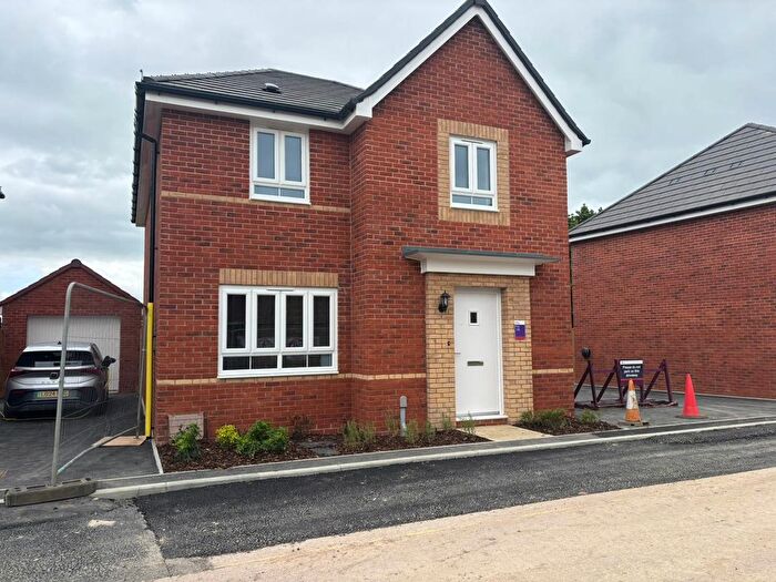 4 Bedroom Detached House To Rent In Desmond Crescent, Swindon, SN25