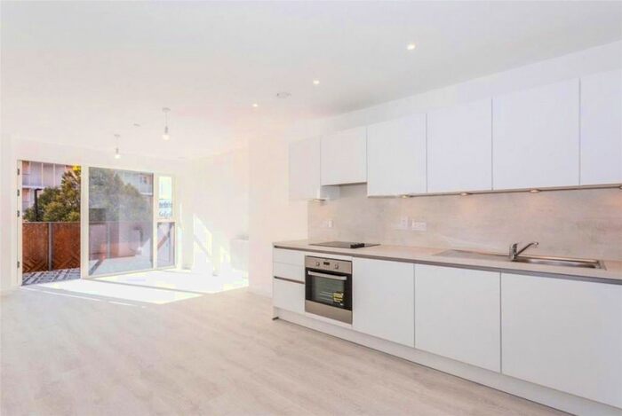 2 Bedroom Flat To Rent In Garraway Apartments, East Acton Lane, London, W3