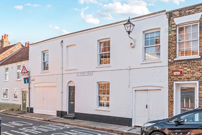 3 Bedroom Terraced House For Sale In Sandwich, CT13