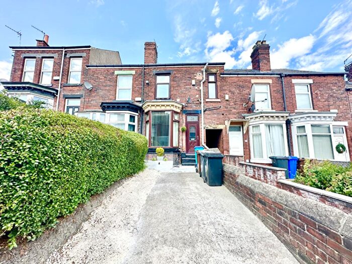 3 Bedroom Terraced House For Sale In Roe Lane, Sheffield, S3