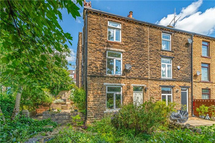 2 Bedroom End Of Terrace House For Sale In Oxford Place, Baildon, West Yorkshire, BD17