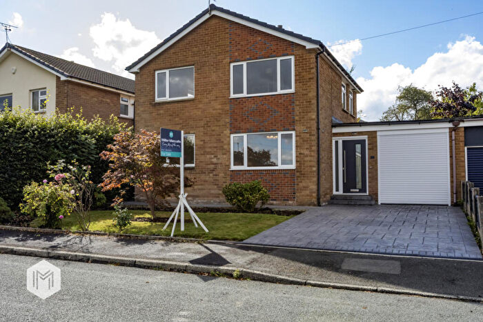 3 Bedroom Link Detached House For Sale In Pinewood Crescent, Ramsbottom, Bury, Greater Manchester, BL0