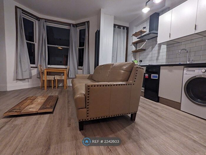 1 Bedroom Flat To Rent In Birnam Road, London, N4