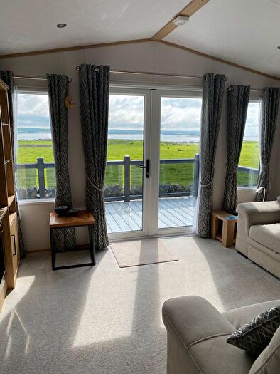 2 Bedroom Caravan For Sale In Castle Douglas, Dumfries And Galloway, DG7