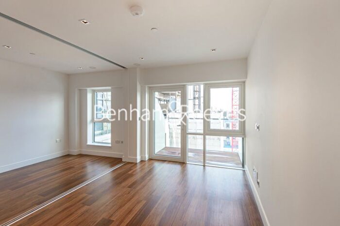 1 Bedroom Flat To Rent In Dickens Yard, Ealing, W5