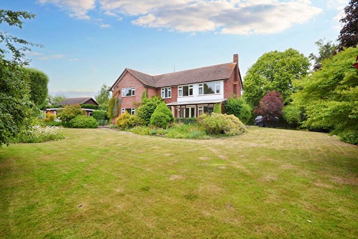 5 Bedroom Detached House For Sale In Corse Lawn, Gloucester, Gloucestershire, GL19