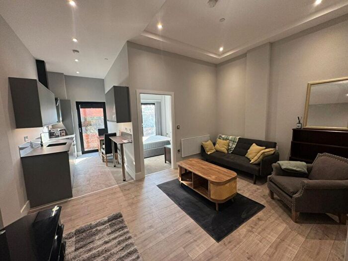 1 Bedroom Apartment To Rent In Winifred Street, Leicester, LE2