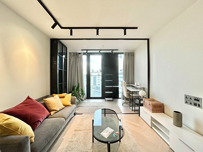 2 Bedroom Flat To Rent In Sun Street, London, EC2A