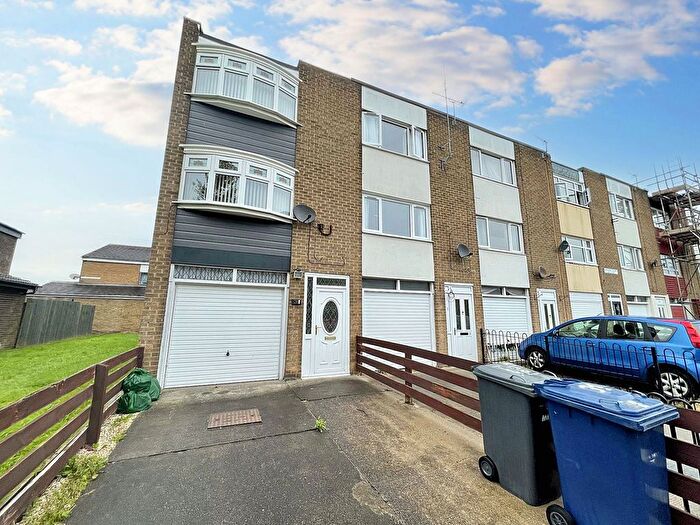 3 Bedroom Town House To Rent In Bardon Court, South Shields, NE34