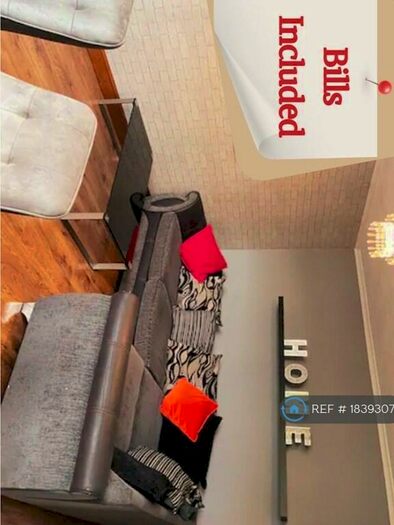 2 Bedroom Maisonette To Rent In Warren Close, Tipton, DY4