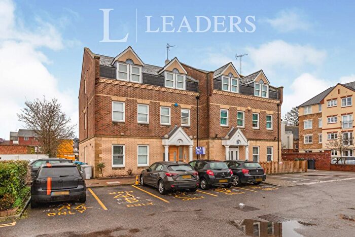 1 Bedroom Flat To Rent In The Quintet, Churchfield Road, Walton-on-Thames, KT12