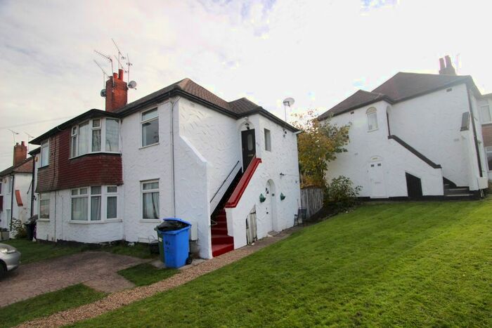 2 Bedroom Maisonette To Rent In Cray Valley Road, Orpington, BR5