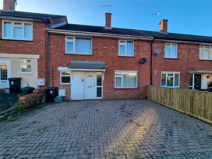 3 Bedroom Terraced House To Rent In Blackhorse Lane, Bristol, Gloucestershire, BS16