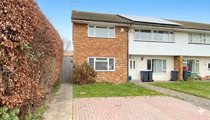 2 Bedroom End Terrace House For Sale In Penstone Park, Lancing, West Sussex, BN15