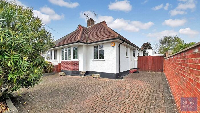 3 Bedroom Semi-Detached Bungalow For Sale In Woodlawn Crescent, Twickenham, TW2