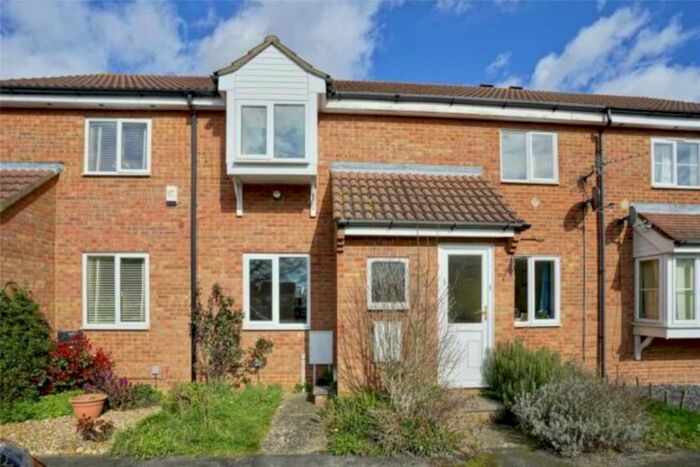 2 Bedroom Town House To Rent In Begwary Close, Eaton Socon, PE19