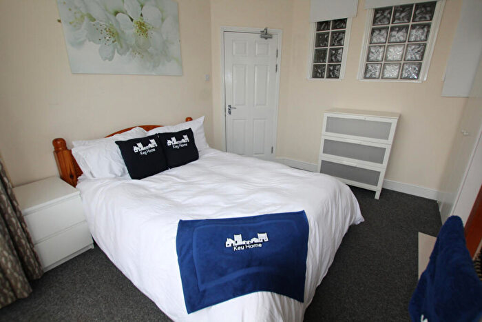 5 Bedroom Terraced House To Rent In Northampton, NN4