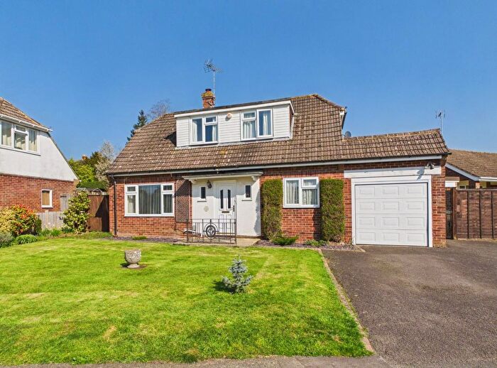 3 Bedroom Detached Bungalow For Sale In Forgefield, Bethersden, Ashford, TN26