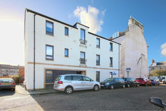 2 Bedroom Flat To Rent In Duke Street, Dalkeith, EH22