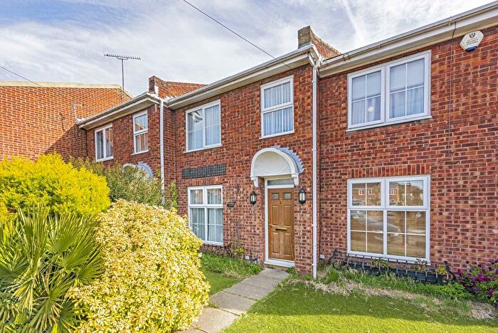 3 Bedroom Terraced House To Rent In Appleby Close, Twickenham, TW2